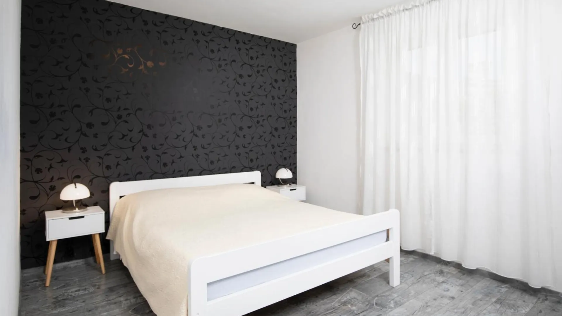 D&N Apartment Fazana 0*,